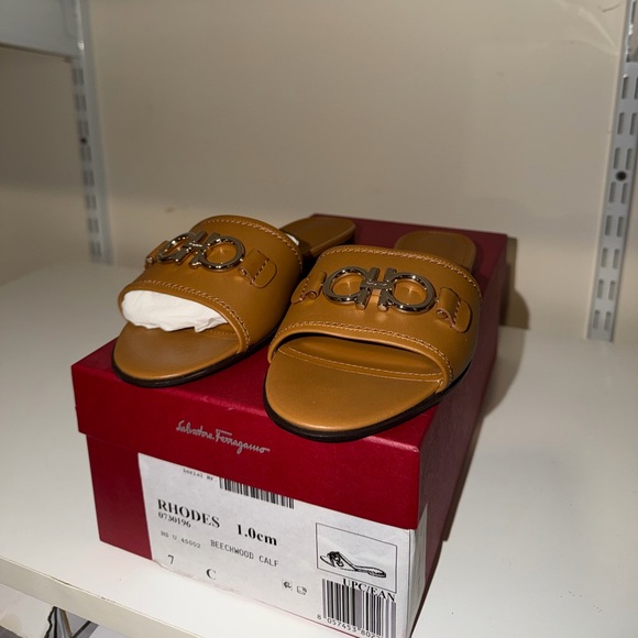 Salvatore Ferragamo Rhodes Leather Slide Sandals - Picture 2 of 8